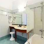 Thermae Palace Szálloda 4*