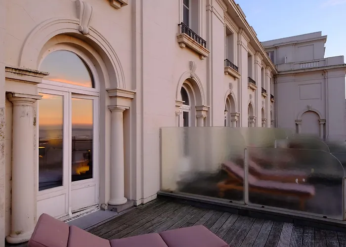 Готель Thermae Palace Остенде