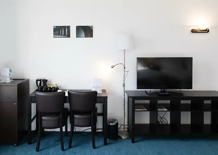 Thermae Palace Готель Остенде