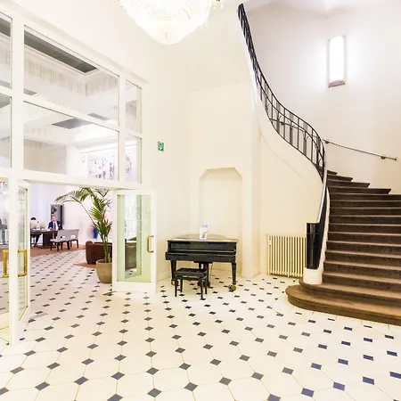 Thermae Palace Готель