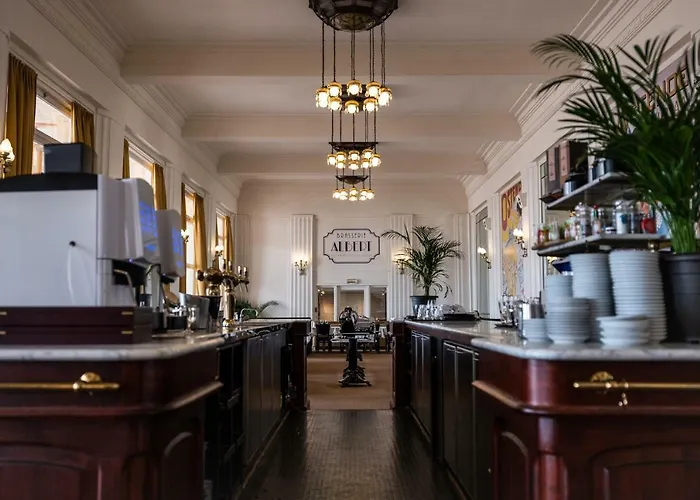 ホテル テルマエ パレス 4*